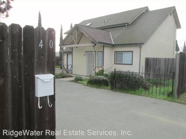 Main picture of 40 Mercedes Ln