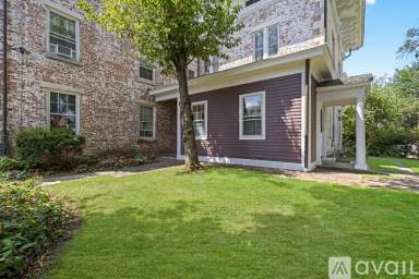 Main picture of 7 Lincoln Pl