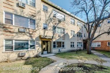 Main picture of 1319 W Sherwin Ave