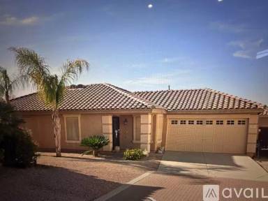 Main picture of 2923 E Cherry Hills Dr