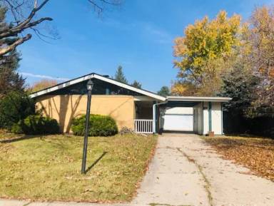 Main picture of 4020 Crestview Dr