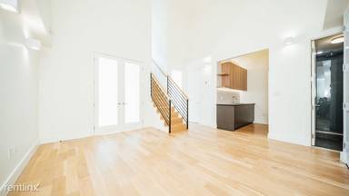 Main picture of 77 Clay St