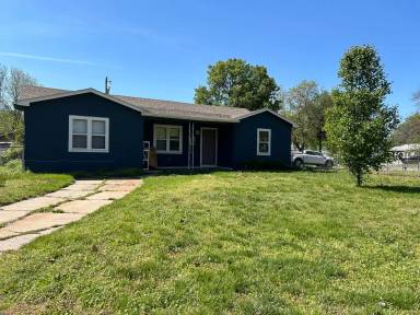 Main picture of 6520 S Marion Dr
