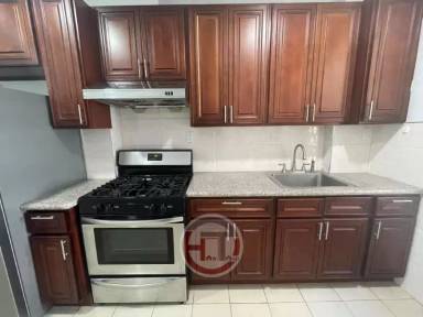 Main picture of 383 Bedford Park Blvd