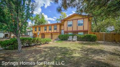 Main picture of 6727 Bishop Dr