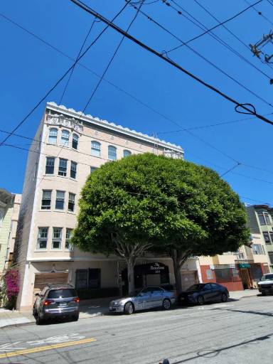 Main picture of 150 Page St