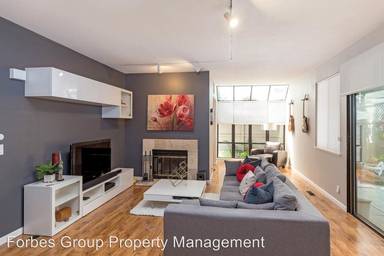 Main picture of 1083 Foxchase Dr