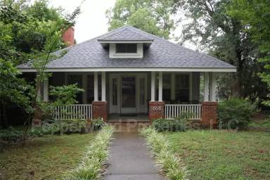 Main picture of 664 Norwood St