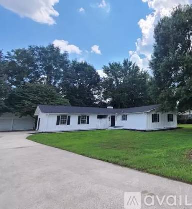 Main picture of 5025 Webb Ave