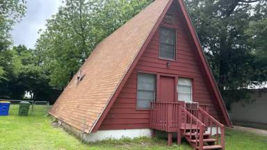 Main picture of 8317 Redonda St