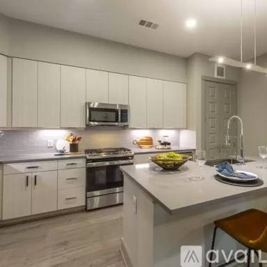 Main picture of 247 W 28th St