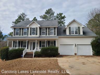 Main picture of 2880 Carolina Way