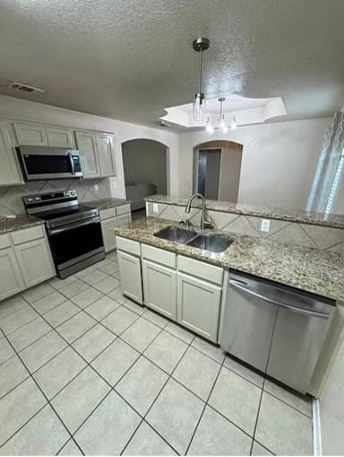 Main picture of 3805 Llano Estacado Ct