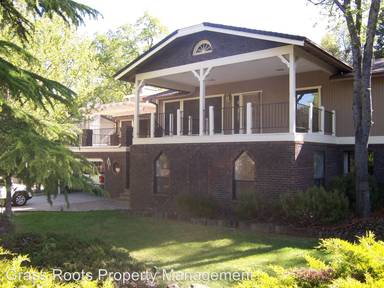 Main picture of 13895 Strawberry Cir