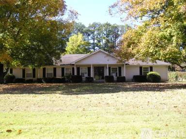 Main picture of 1119 Lipscomb Dr