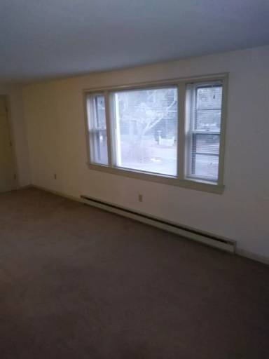 Main picture of 70 Center St