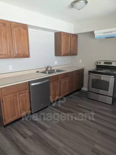Main picture of 2609 Diehn Ave