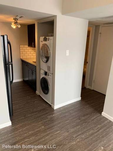 Main picture of 7232 Sarah St Apartments