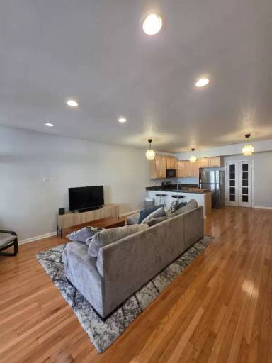 Main picture of 2524 N Willetts Ct