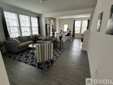 Main picture of 4715 Lord Fogelman Way