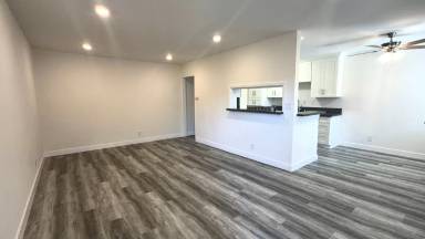 Main picture of 8123 Langdon Ave
