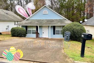 Main picture of 134 Oak Cir S