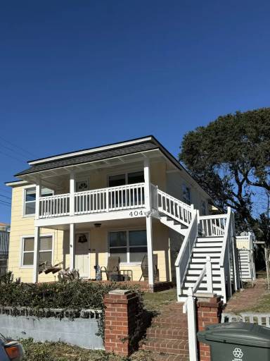 Main picture of 404 23rd Ave N