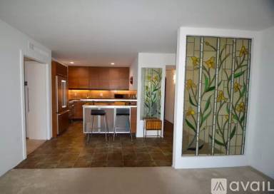 Main picture of Bunker Hill Tower Condos