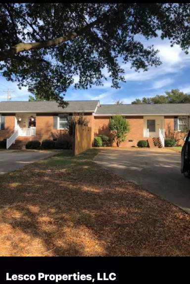 Main picture of 107 Nicholls Dr