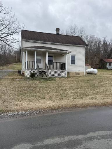 Main picture of 552 W Spencer Rd