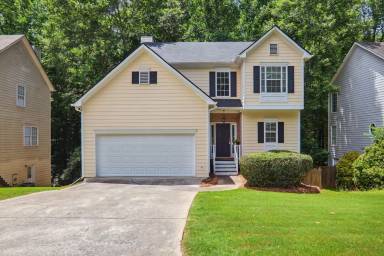 Main picture of 2623 McGuire Dr NW