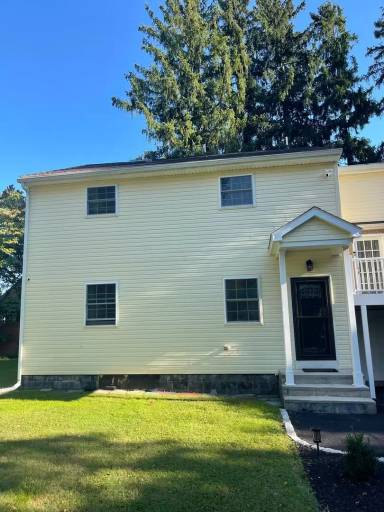 Main picture of 113 Delaplane Ave