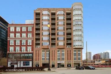 Main picture of 720 W Randolph St