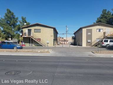 Main picture of 2301 Stewart Ave