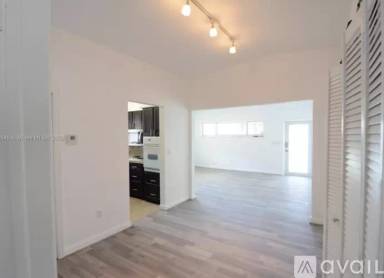 Main picture of 3681 NE 170th St