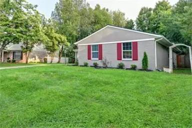Main picture of 3820 Riveroaks Ln