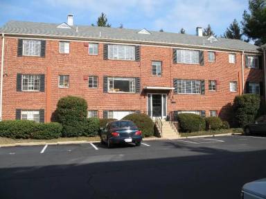 Main picture of 1125 N Randolph St