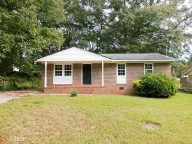 Main picture of 14 Westgate Park Dr