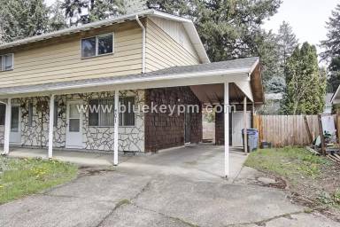 Main picture of 401 NE 147th Ave