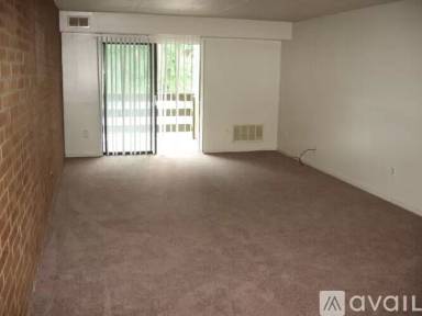 Main picture of 5751 Pebble Creek Ct