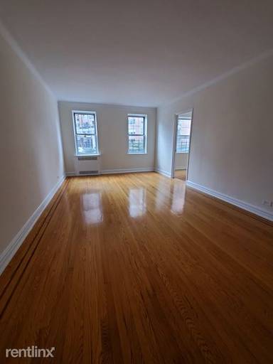Main picture of 7011 108th St