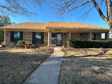 Main picture of 5446 Barcelona Dr