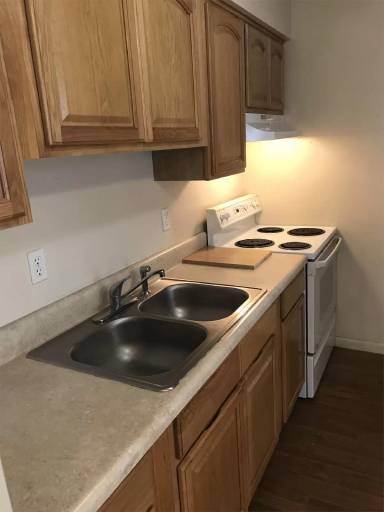 Main picture of 531 S Central Ave