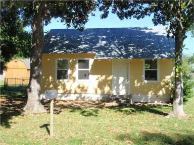 Main picture of 104 Wilkes St