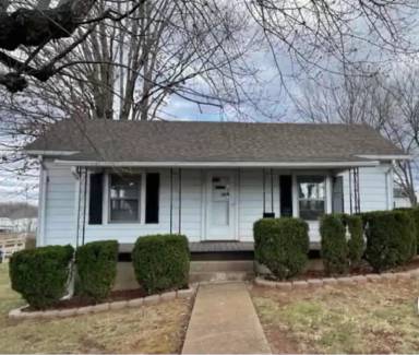 Main picture of 115 Emmett St