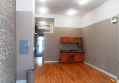 Main picture of 3236 W Division St