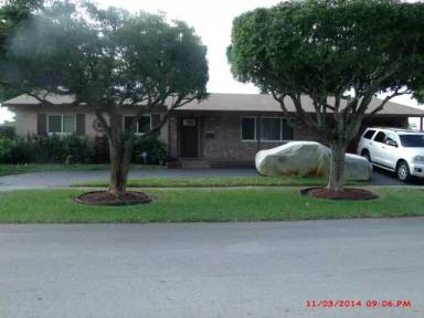 Main picture of 2806 SW 4th Ct