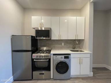 Main picture of 207 Webster Ave