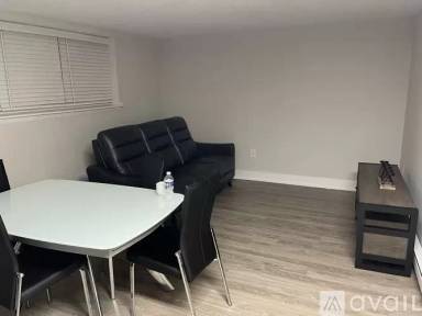 Main picture of 13451 Philmont Ave