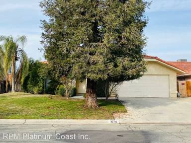 Main picture of 1674 E Brandon Ln